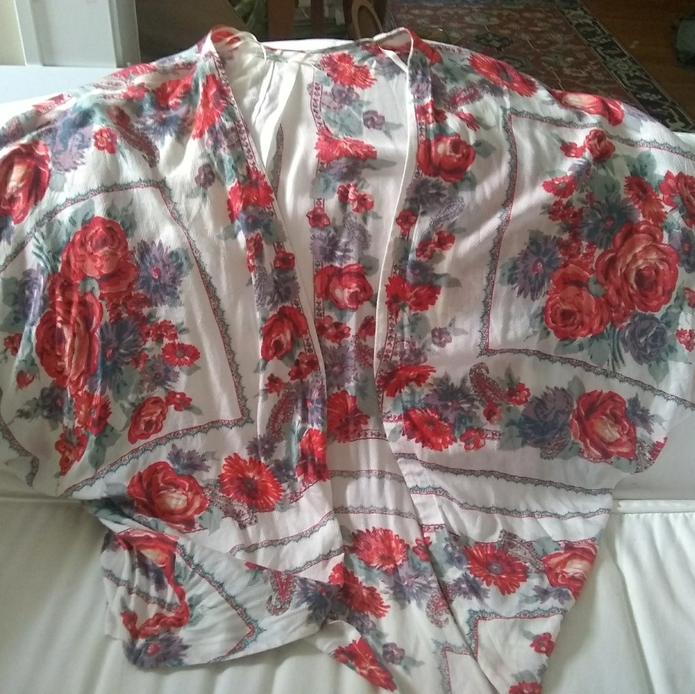Floral kimono, anthro, Kimchee Blue